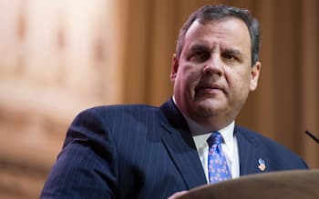 Chris Christie claims only he can defeat Trump in Republican Party